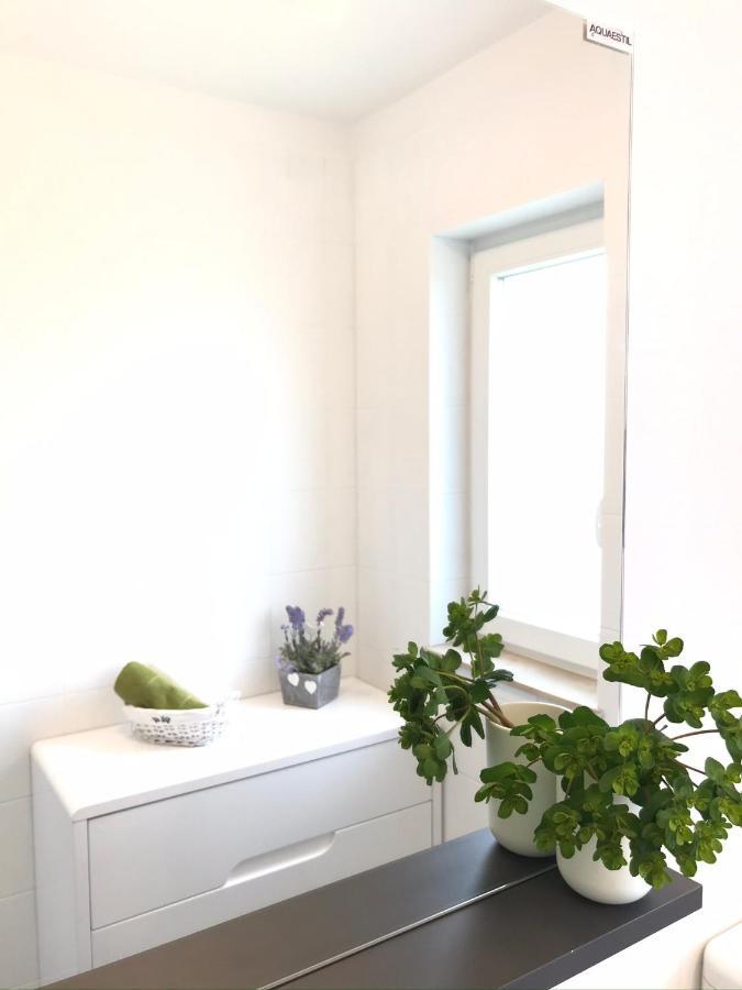 Apartments Renata Pinezići Εξωτερικό φωτογραφία