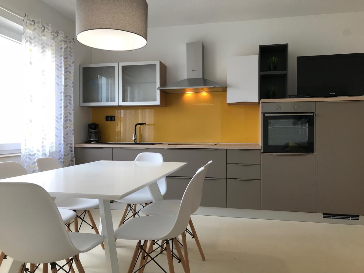 Apartments Renata Pinezići Εξωτερικό φωτογραφία